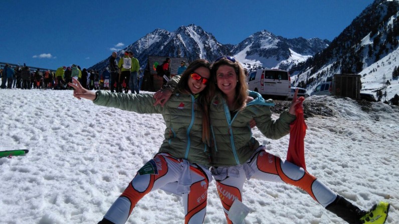 Clàudia Sabata i Júlia Font es proclamen campiones promesa del Campionat d’Espanya d’Esquí de Muntanya per Equips