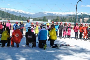 Uns 200 nens i nenes del Berguedà han anat a la neu aquest hivern dins el programa Esport Blanc Escolar