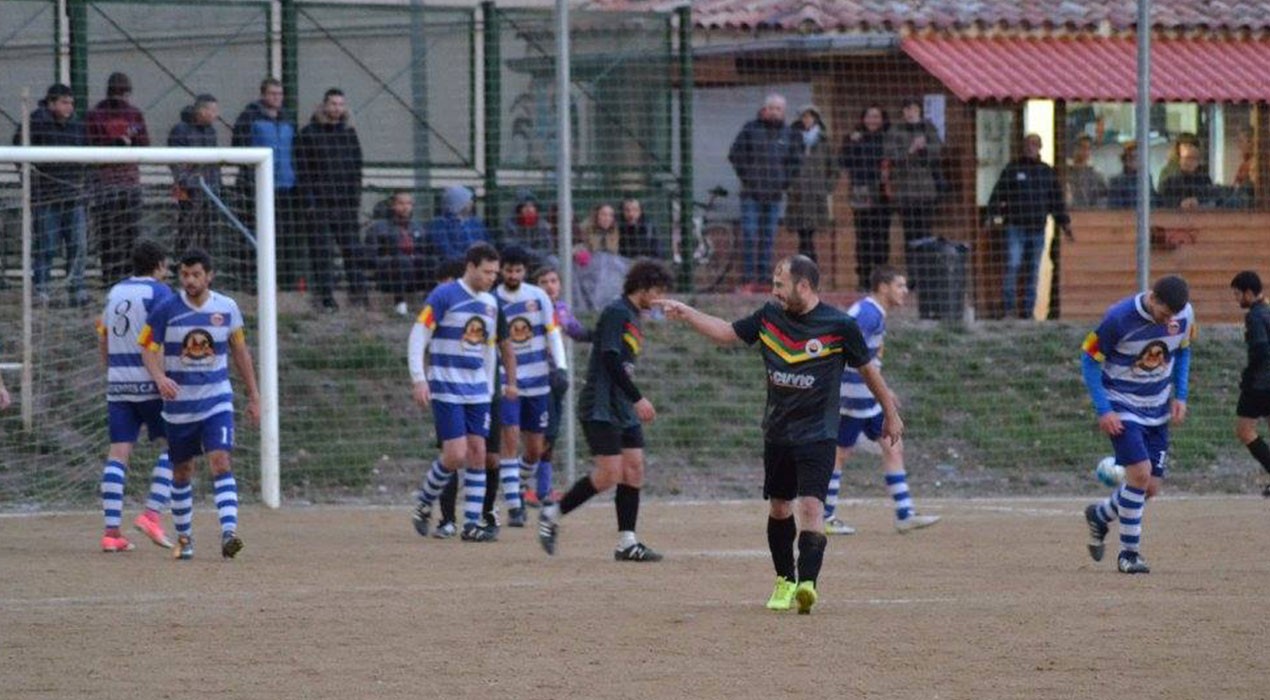 L’Alt Berguedà remunta un 0 a 2 al Casserres amb tres gols a la segona meitat