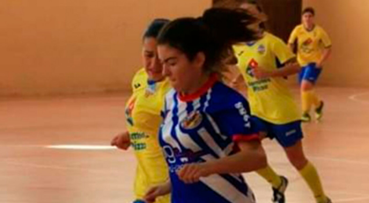 El filial femení del FS Casserres exhibeix el seu físic i recupera el camí de la victòria (0-4)